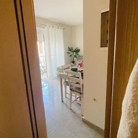 Cozy Nest - 2min To Beach, 6min Walk To Old Town Lodge