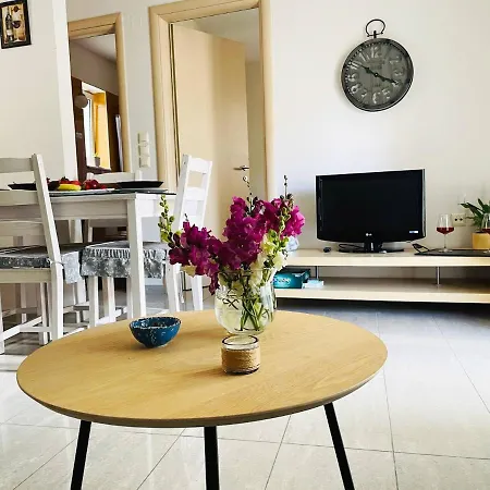 Lodge Cozy Nest - 2min To Beach, 6min Walk To Old Town Chania (Crete)