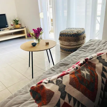 Cozy Nest - 2min To Beach, 6min Walk To Old Town אכסניה *