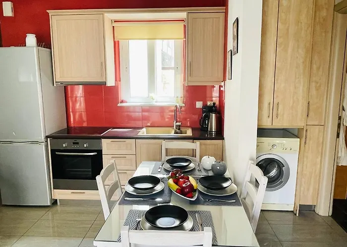 Lodge Cozy Nest - 2min To Beach, 6min Walk To Old Town